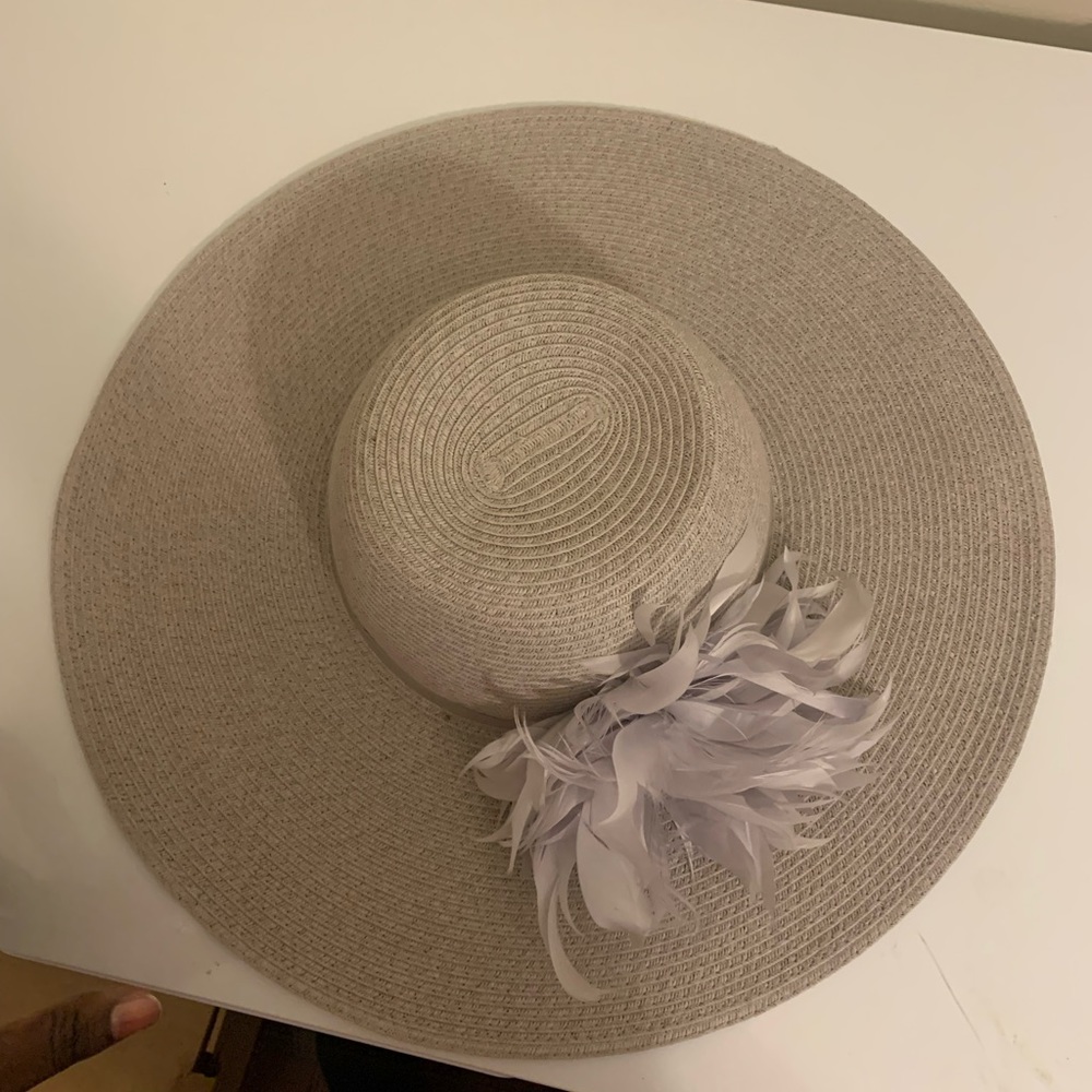 august hat